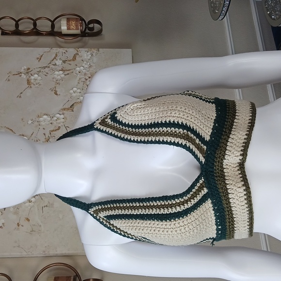 Green and Cream Crochet  Handmade Halter Top. Size M - Picture 8 of 16